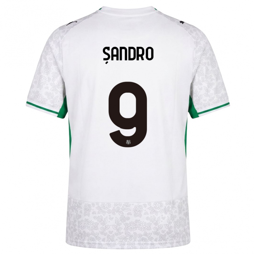 נשים כדורגל Denis Șandro #9 לבן שחור ירוק הרחק ג'רזי 2026/27